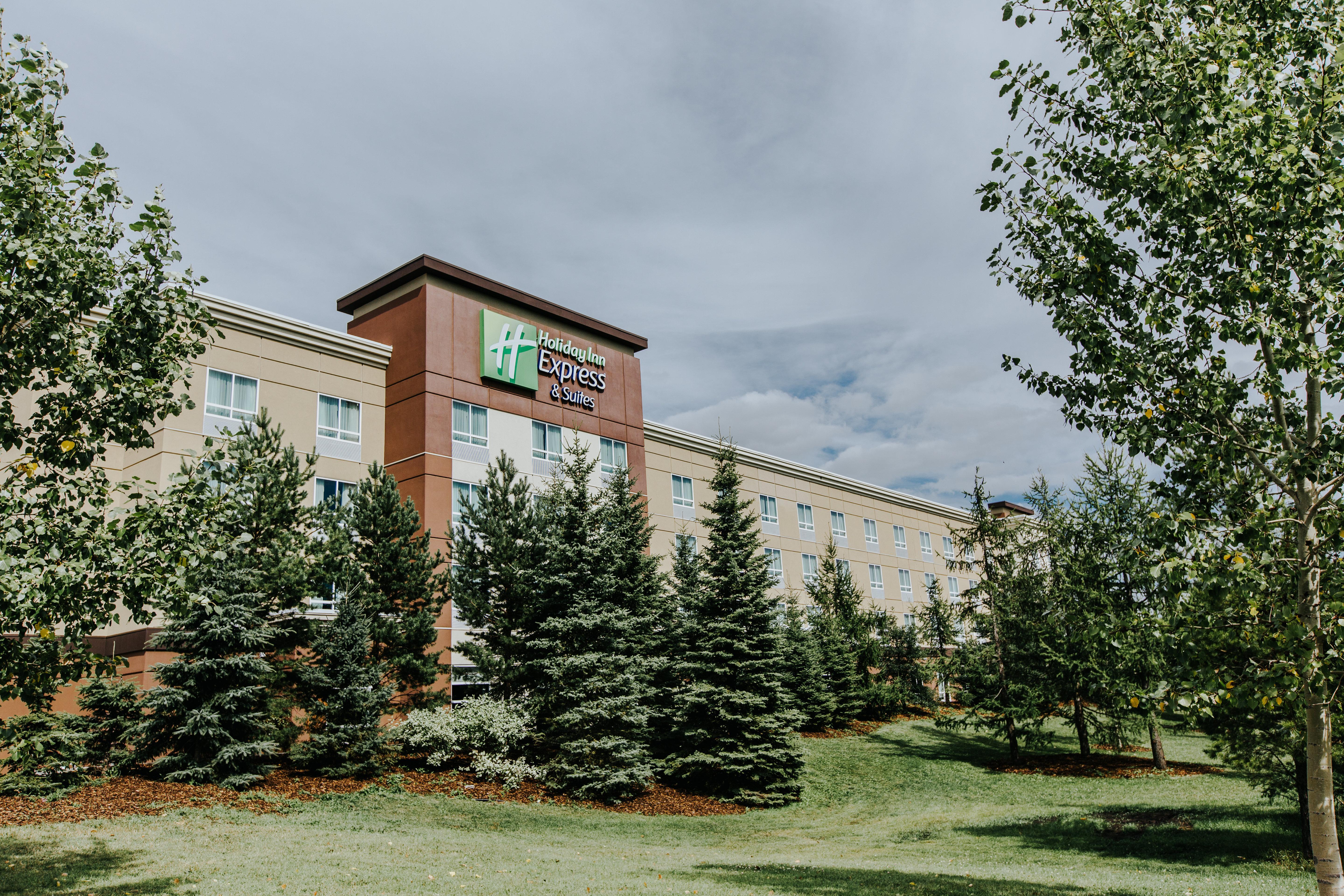 Holiday Inn Express & Suites Spruce Grove - Stony Plain By Ihg Exterior foto